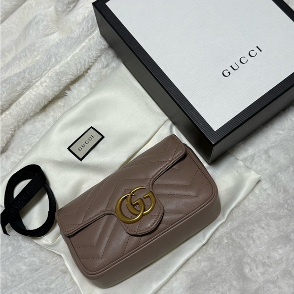 Gucci Handbags - Authentic Gucci Marmont Mini Bag